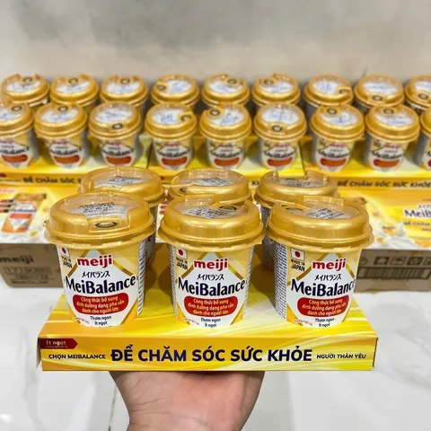 Thực Phẩm Bổ Sung Meiji MeiBalance 125 ml Dành cho người lớn