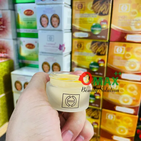 Kem LAYSMON UV/30 Beauty Cream 15g (đài loan) Dưỡng Trắng Da - Mờ Thâm Nám - Giảm Mụn- Chống Lão Hóa