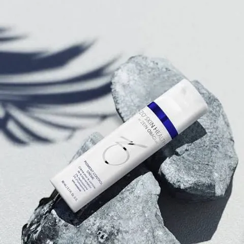 Kem nám tàn nhang Zo Skin Health Pigment Control Creme 2% HQ - Làm sáng da, cải thiện sắc tố tự nhiên, Lọ 80ml