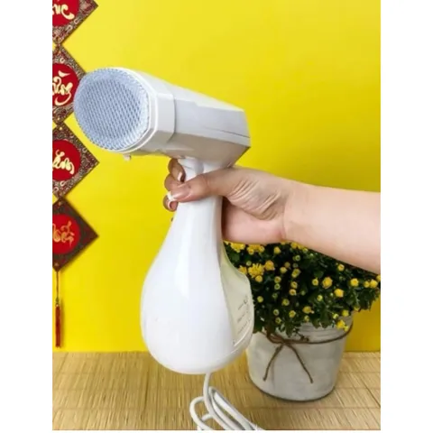 Bàn ủi hơi nước cầm tay Lock&Lock ENI222WHT
