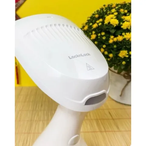 Bàn ủi hơi nước cầm tay Lock&Lock ENI222WHT