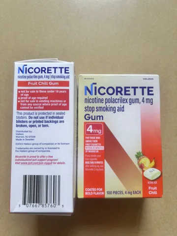 KẸO CAO SU HỖ TRỢ GIẢM CƠN THÈM NICORETTE GUM 4MG HƯƠNG TRÁI CÂY (HỘP 100 VIÊN) – NỘI ĐỊA MỸ