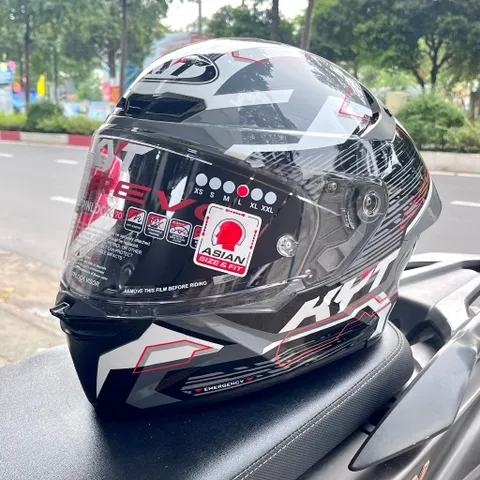 Nón Bảo Hiểm Fullface KYT TT-Revo Tem Speeding Grey Chính Hãng – Form Nhỏ Ôm Đầu, Thiết Kế Thể Thao