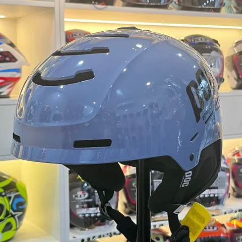 Nón POC P10 Chính Hãng Màu Xám Xi Măng Bóng– Bảo Hiểm Xe Máy Cao Cấp – Có Khóa Fidlock – Ốp Tai Rời
