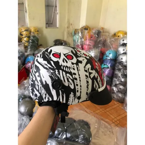 Mũ Bảo Hiểm-Nón Bảo Hiểm Nhúng Sơn Màu Cực Đẹp Thích Hợp Đi Phố