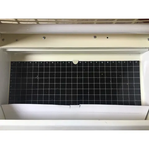 (Combo 5 miếng) Tấm keo ĐÈN 46cm x 30cm dùng cho đèn bẫy côn trùng