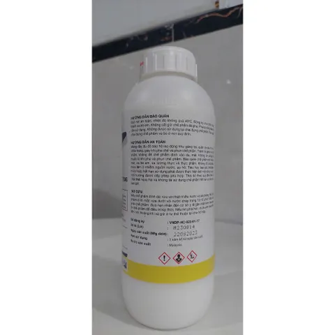 (Chính hãng) Thuốc diệt muỗi, diệt ruồi SUMIPRO EW 1 lít - hạ gục nhanh - Nhật Bản - dùng trong y tế