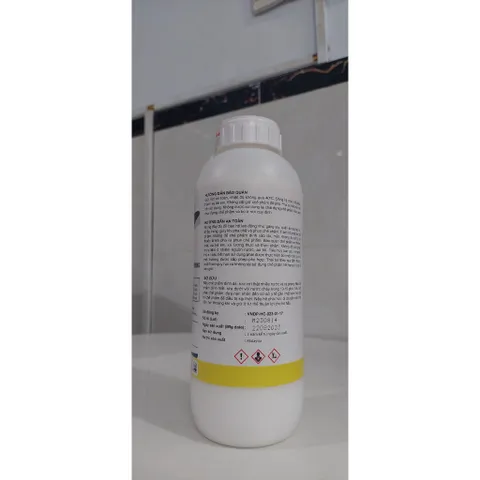 (Chính hãng) Thuốc diệt muỗi, diệt ruồi SUMIPRO EW 1 lít - hạ gục nhanh - Nhật Bản - dùng trong y tế