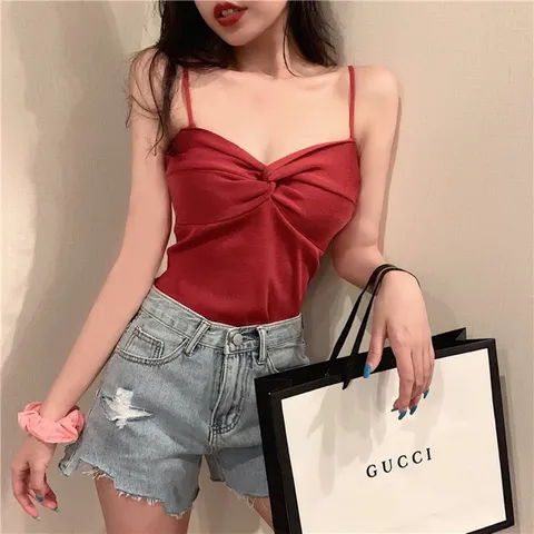 Áo len 2 dây ôm ngực màu đỏ sexy gợi cảm