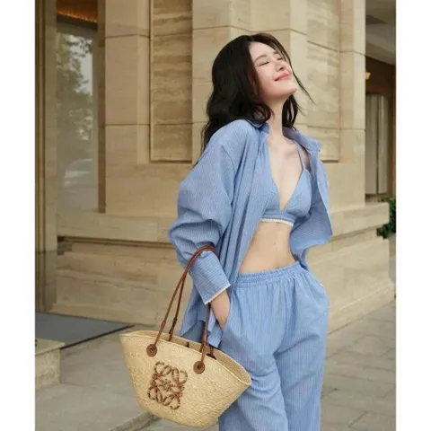 Set Đồ Nữ 3 Món: Áo Sơ Mi Kèm Bra Quần Dài Sọc Dọc Viền Ren, Set Đồ Đi Chơi Cho Nữ