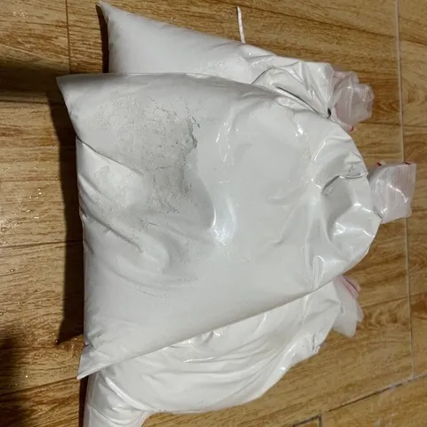 5kg vôi bột dùng cải tạo đất khử chua , xử lí ao chuồng