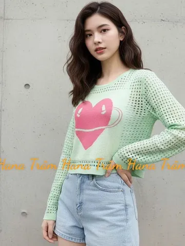 Áo len nữ kiểu lỗ croptop tay dài hình trái tim