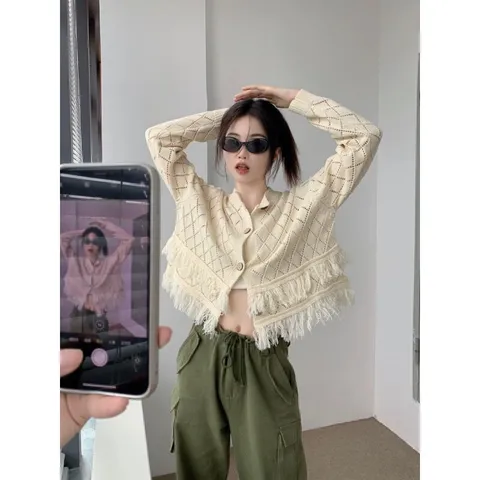 Áo khoác len cardigan nữ dáng ngắn 4 nút phối tua rua