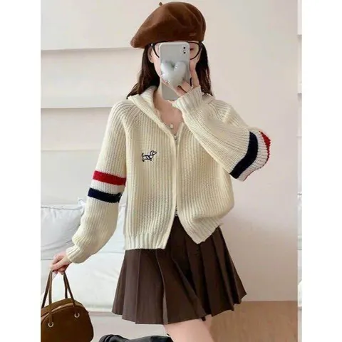 Áo khoác len nữ tay dài thêu cún có nón kiểu dây kéo 2 đầu