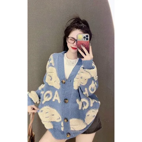 Áo khoác len cardigan nữ tay dài hình gấu nhiều màu hàng QC len dày đẹp