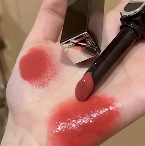 Son Dior 496 Rouge Dior On Stage dưỡng môi bóng mượt 2.2g Giá tốt thị trường
