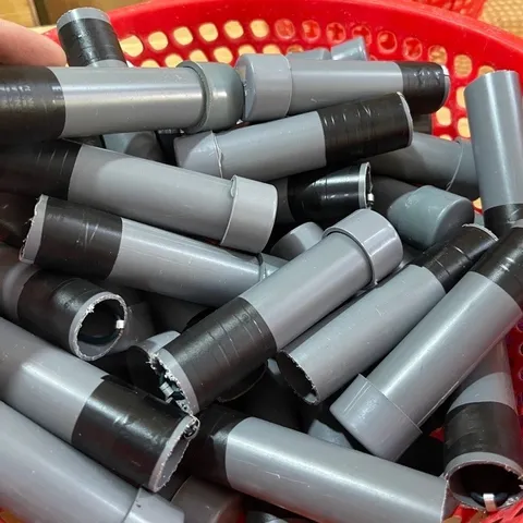 10-50 bẫy dế bằng nhựa pvc có nắp đậy bền đẹp sử dụng lâu dài