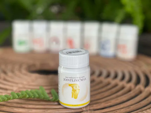 Thực phẩm chức năng xương khớp Jointlink max hỗ trợ ngăn ngừa và giảm thoái hóa xương khớp sớm ở người trẻ. Giúp chắc khỏe xương, ngừa loãng xương 30 viên/ lọ