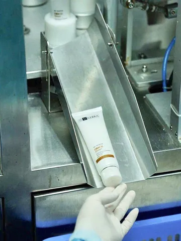 Sữa Rửa Mặt Orico Cleanser Cho Nam Da Dầu Mụn Làm Sạch Sâu, Kiểm Soát Nhờn, Giảm Bóng Dầu, Dịu Nhẹ Không Khô Da 100g/ tuýp