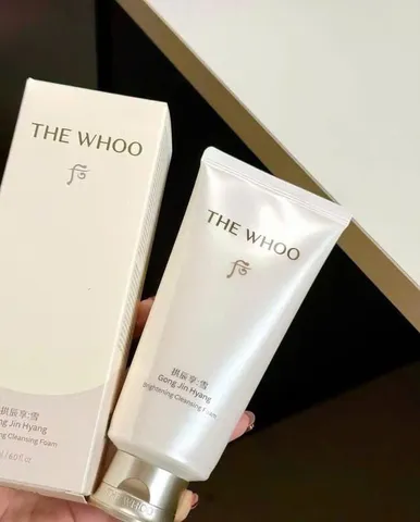 Sữa rửa mặt dưỡng trắng da Whoo Gongjinhyang Brightening Cleansing Foam 180ml - Làm sạch bụi bẩn, bã nhờn, hỗ trợ dưỡng trắng da