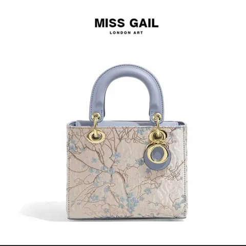 (Hàng V.I.P ORDER LIMITED) - Túi xách nữ MISS GAIL London Art họa tiết hoa màu xanh nhạt quai cầm cứng