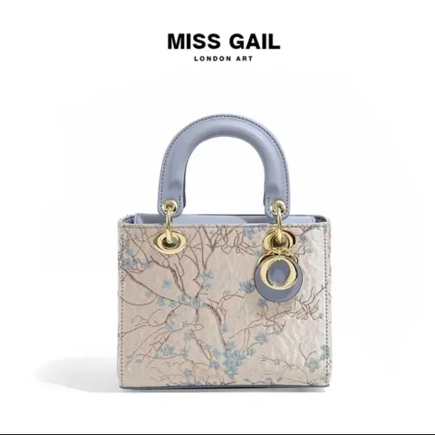 (Hàng V.I.P ORDER LIMITED) - Túi xách nữ MISS GAIL London Art họa tiết hoa màu xanh nhạt quai cầm cứng
