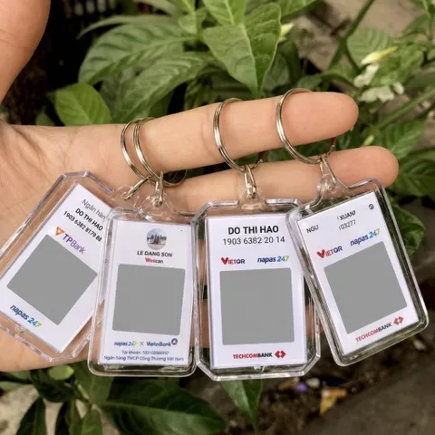 Móc khóa, in theo yêu cầu, kích thước 4x6cm, in mã qrcode, in ảnh cá nhân, in mã thanh toán ngân hàng, mã qrcode mica