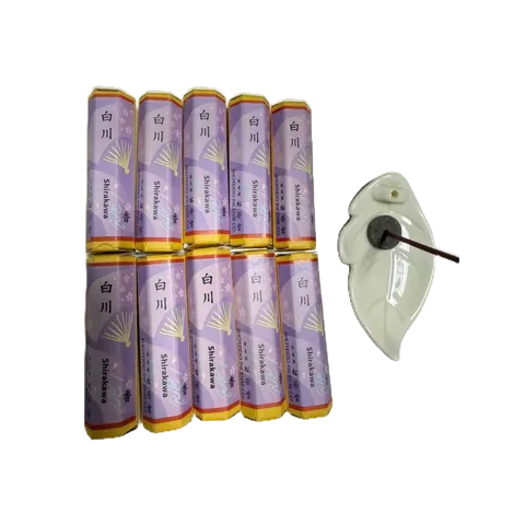 Nhang Shirakawa 7 que  ấm áp, ngọt dịu của gỗ đàn hương kết hợp với hương trầm và các thảo mộc tự nhiên