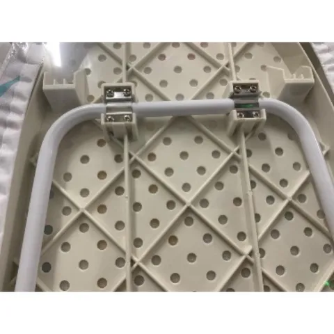 [LOCK&LOCK] CẦU LÀ ỦI QUẦN ÁO MINI - ETM524FLW