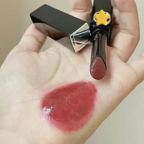 💄 Son Dior 496 Rouge Dior On Stage Shine dưỡng ẩm căng bóng 2.2g - Giao hỏa tốc
