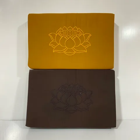 Gối quỳ nhỏ ngồi thiền tụng kinh Phật vải đẹp êm ái 20CM X 30CM DÀY 3 LY
