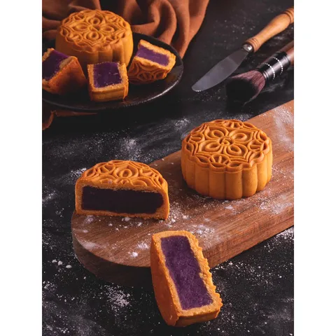BÁNH TRUNG THU PHÚC TÂM AN - HỘP 4 CÁI - 150G (NHÂN THẬP CẨM, ĐẬU XANH, LÁ DỨA, KHOAI MÔN, SẦU RIÊNG, SỮA DỪA)