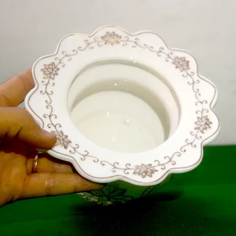 Lư hương thờ cúng hoa sen trắng Có khay hứng tàn nhang 4 size