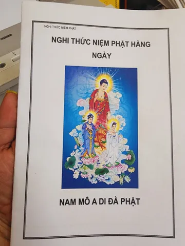 COMBO 4 QUYỂN KINH LONG ĐÌNH PHẬT MẪU + DI LẶC CỨU ĐỜI + KINH SƯ CÚNG CÔ HỒN + NGHI THỨC NIỆM PHẬT HẰNG NGÀY