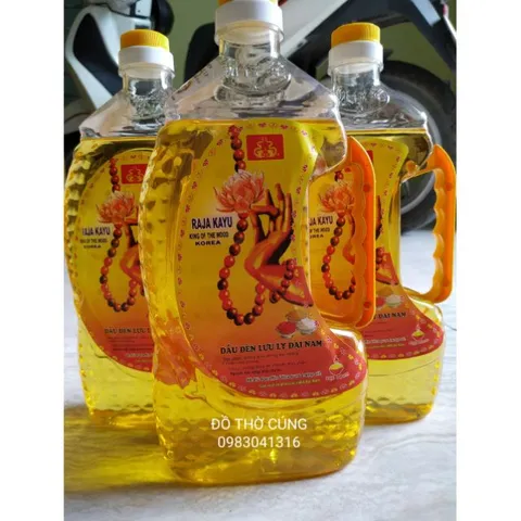 CHAI LỚN, Dầu Lưu Ly Cát Tường Malaysia 1.2 lít