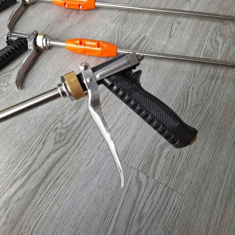 Súng Xịt Rửa Xe Áp Lực Cao Inox 304 Cán Kim Loại – Đầu Phun Điều Chỉnh Tia Nước, Có Nhiều Kích Thước 30cm/60cm/90cm