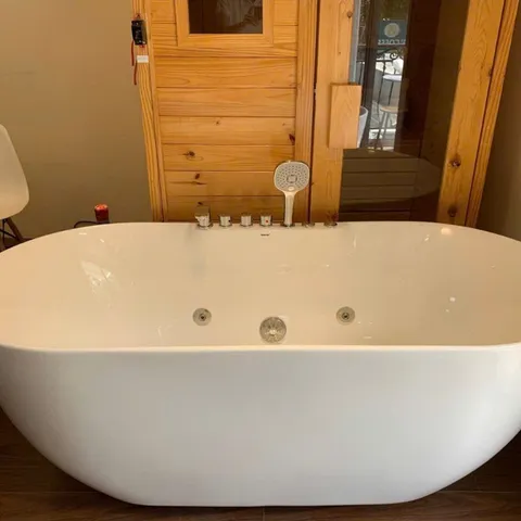 Bồn Tắm Sục Massage Cao Cấp Oval Nhựa Acrylic RegalBath