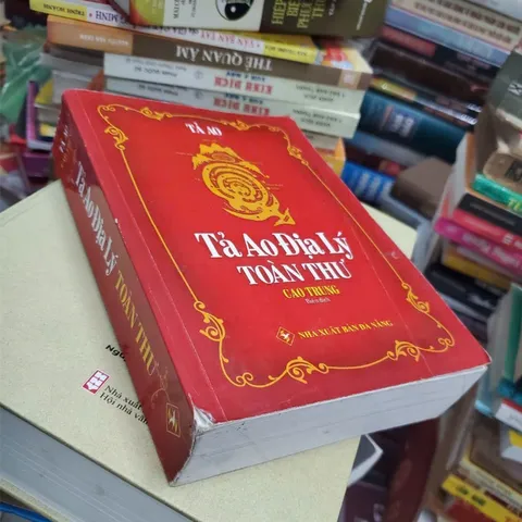 Tả Ao Địa Lý Toàn Thư