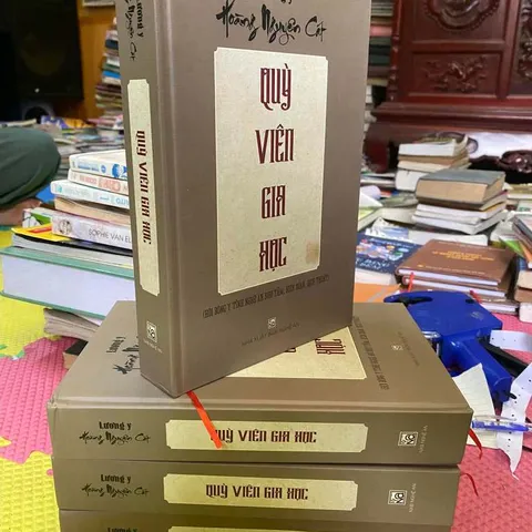 Quỳ Viên Gia Học - Lương y Hoàng Nguyên Cát