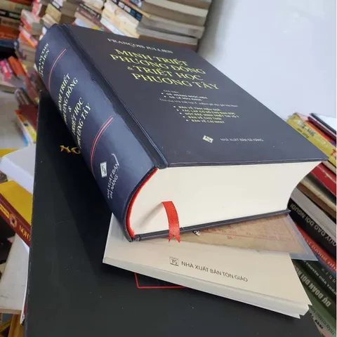 Minh Triết Phương Đông và Triết Học Phương Tây – Francois Jullien
