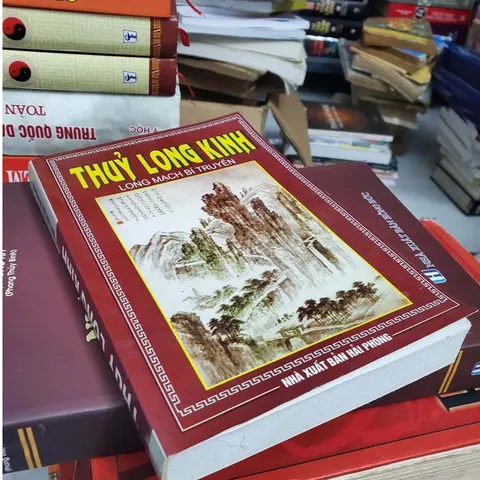 Thủy Long Kinh (Long Mạch Bí Truyền)