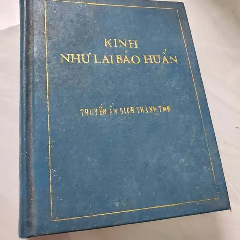 Kinh Như Lai Bảo Huấn – Thuyền Ấm dịch thành thơ