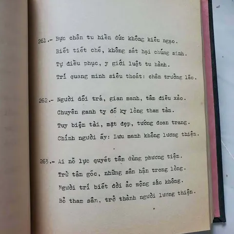 Kinh Như Lai Bảo Huấn – Thuyền Ấm dịch thành thơ