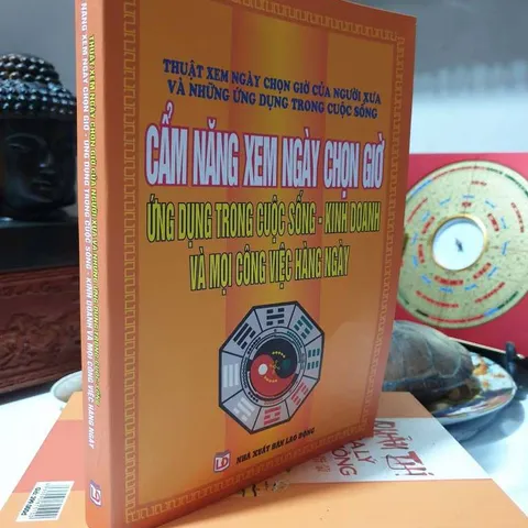 Cẩm Nang Xem Ngày Chọn Giờ