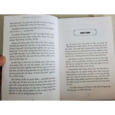 Cõi Trần Và Cõi Siêu Hình