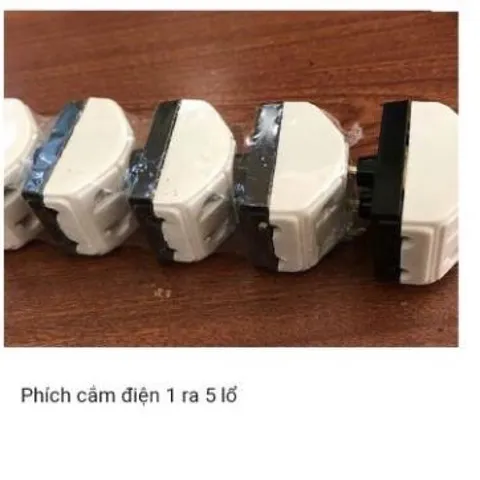 Phích cắm điện 1 chia 5 tiện dụng cho mọi nhà