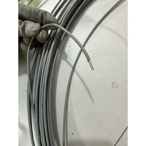 20 Mét dây thép bọc nhựa màu xanh màu ghi màu trắng 3 li; 3.5li
