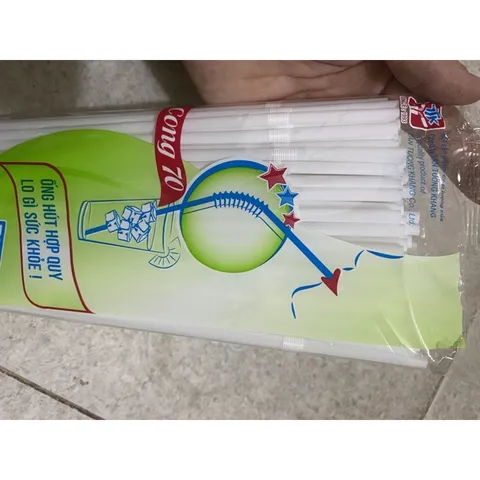 Bịch 700 ống hút nhựa xoắn màu trắng dùng 1 lần dài 20cm