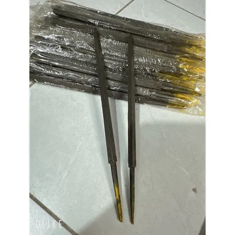 Dũa cưa tam giác loại tốt