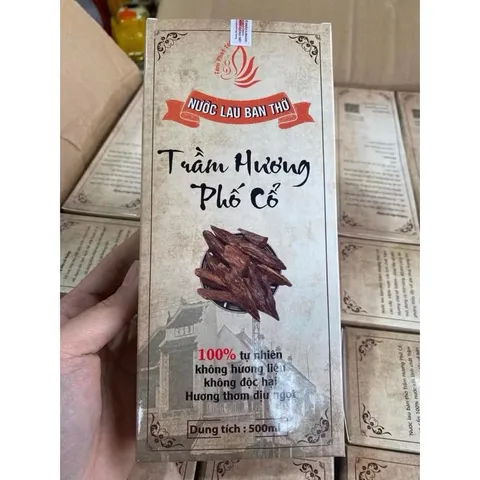 Nước lau ban thờ Trầm Hương cao cấp 500ml